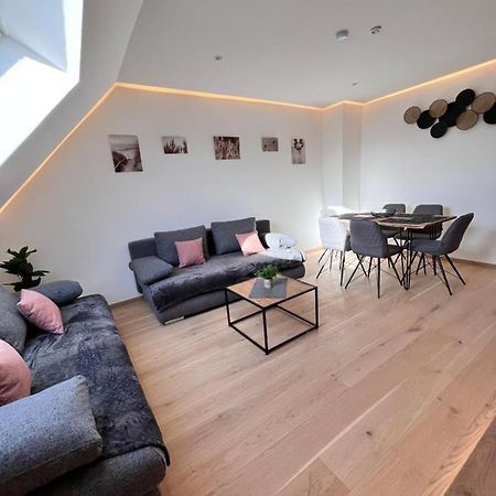 Modern Flat Vienna With Two Rooms Buitenkant foto